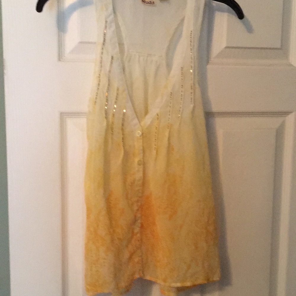 Flowy yellow top